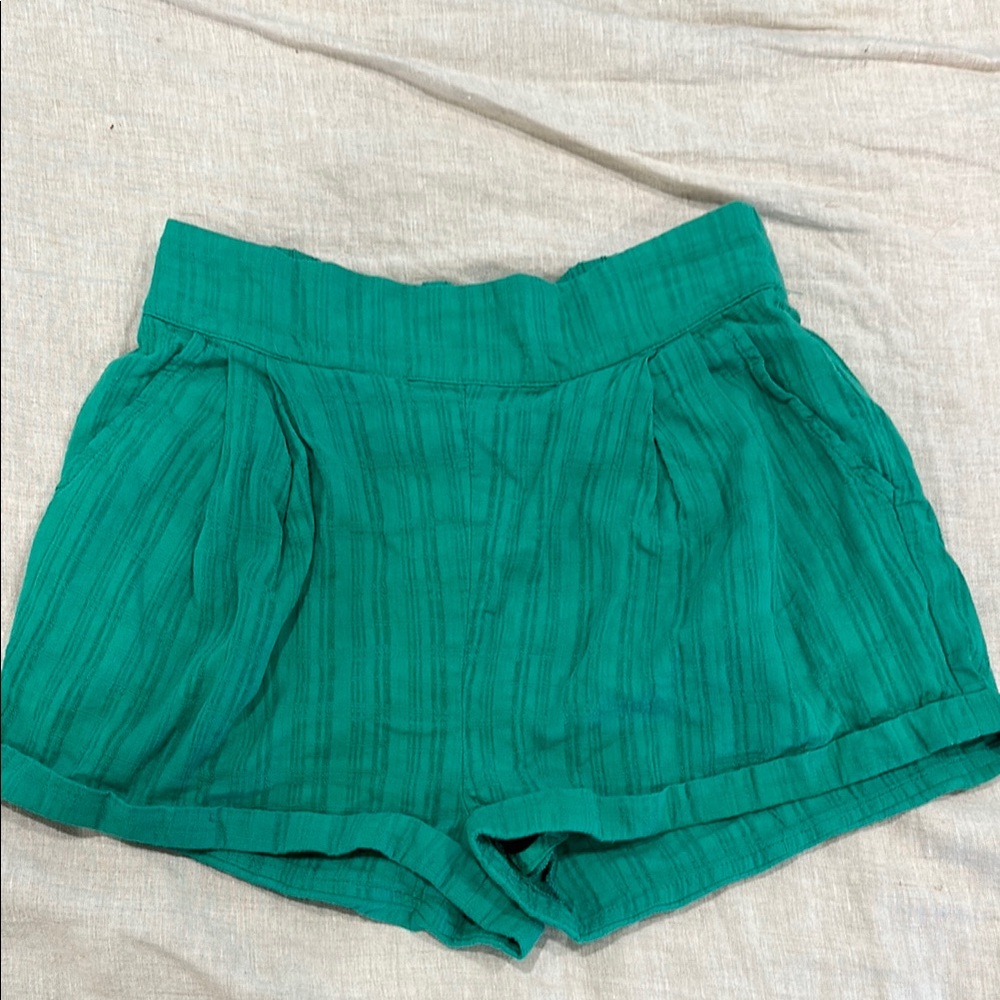 Blue Blush High Waist Green Shorts
